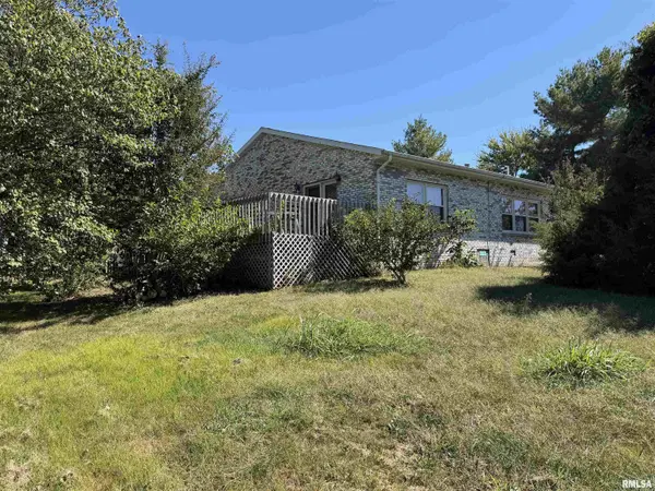 111 Stork ST, Anna, IL 62906