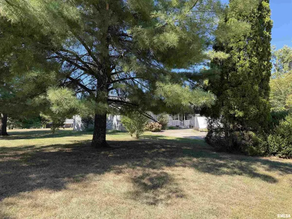 111 Stork ST, Anna, IL 62906