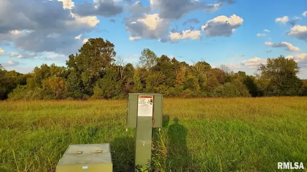 000 Bogey LN, Makanda, IL 62958-0000