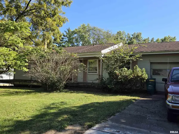 10 KIMBERLY CT, Macomb, IL 61455