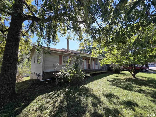 10 KIMBERLY CT, Macomb, IL 61455