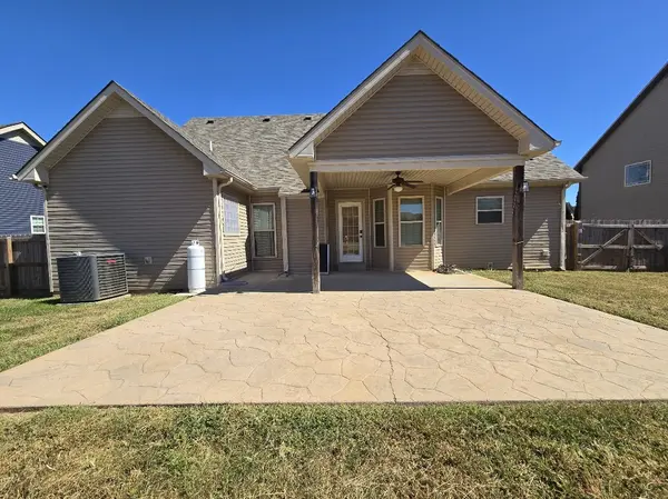 1792 Autumnwood Blvd, Clarksville, TN 37042