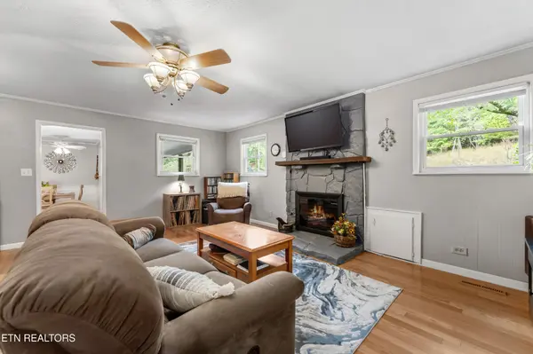 1629 Piney Point Rd, Spring City, TN 37381