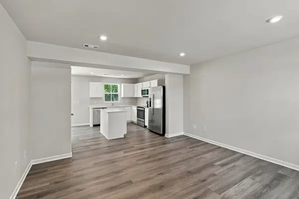2757 Thornton Grove Blvd #226, Nashville, TN 37207