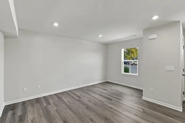 2757 Thornton Grove Blvd #226, Nashville, TN 37207