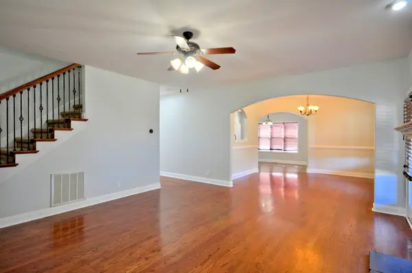 2398 Senseney Dr, Clarksville, TN 37042