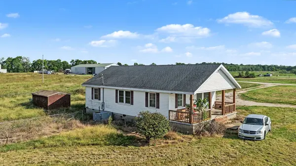 1720 Loop Ln, Gracey, KY 42232