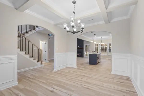 1326 English Oak Dr, Clarksville, TN 37043