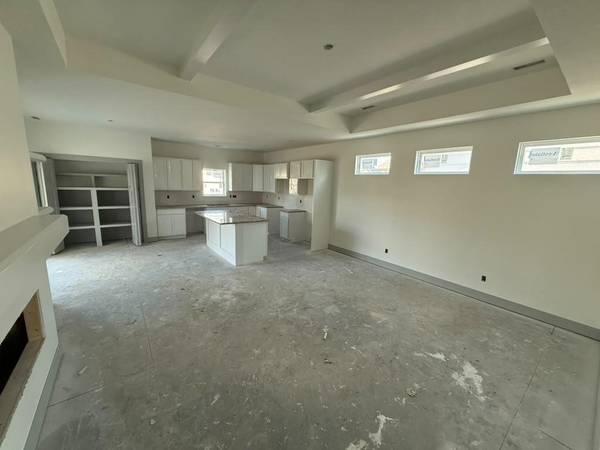 5103 N Toben Ct, Bel Aire, KS 67226