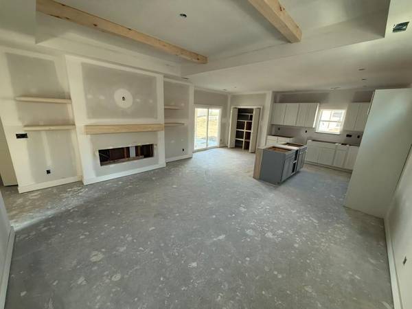 8974 E Joshua St, Bel Aire, KS 67226