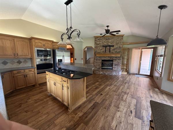 1330 N Hickory Creek, Wichita, KS 67235