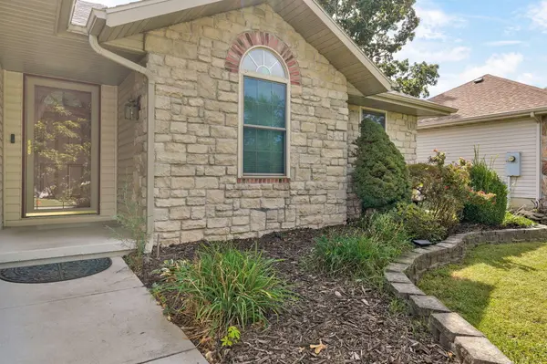 155 Cody DR, Rogersville, MO 65742