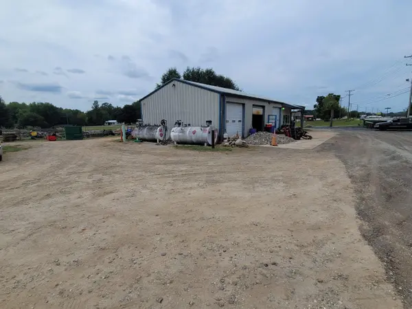 5301 Highway 9, Inman, SC 29349