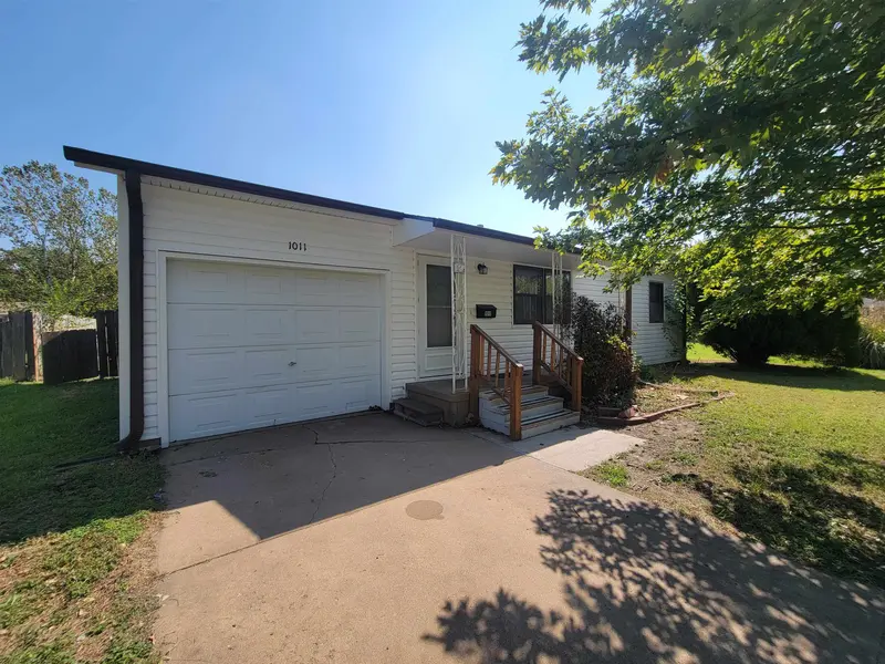 1011 N Park St., Wellington, KS 67152