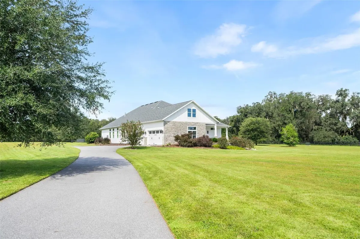 10630 NW 153RD TER, Alachua, FL 32615
