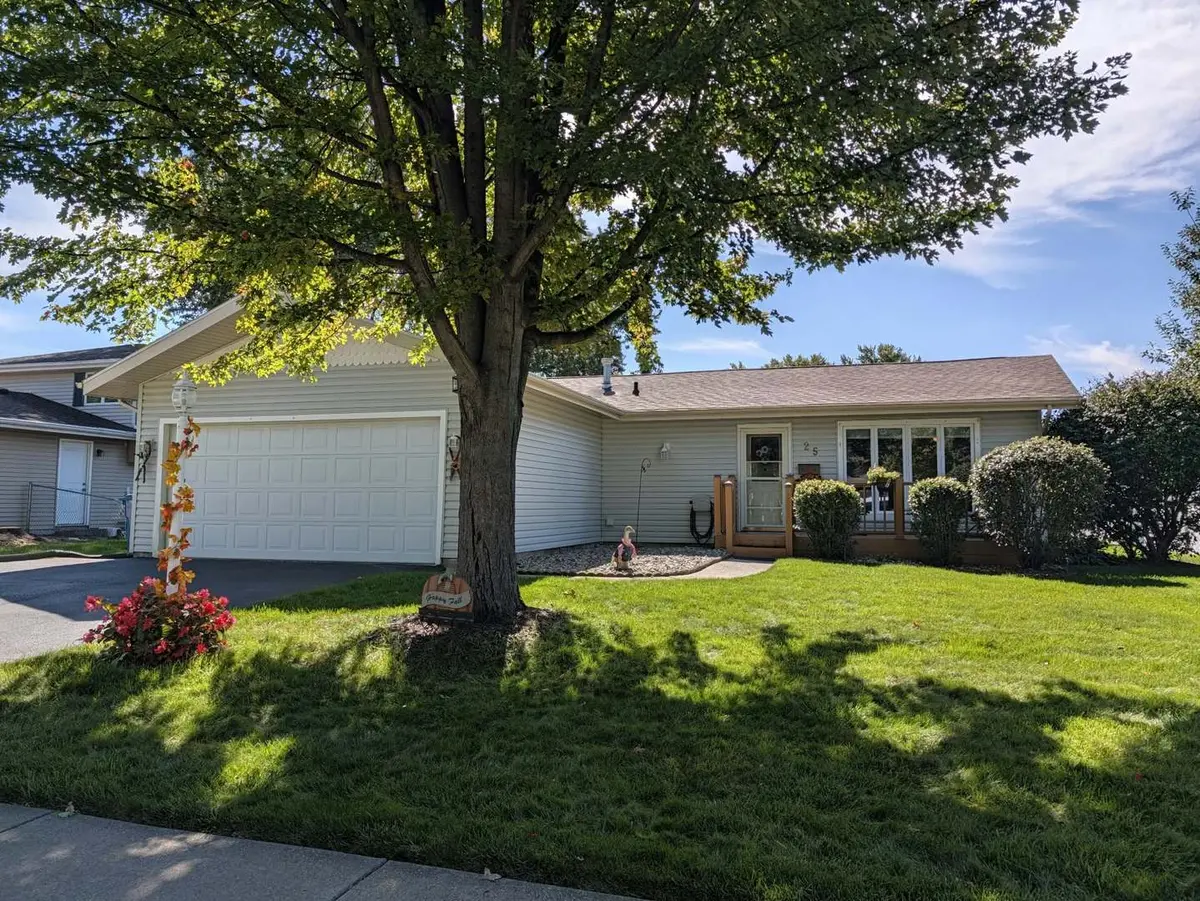 25 Emery DR, Bourbonnais, IL 60914