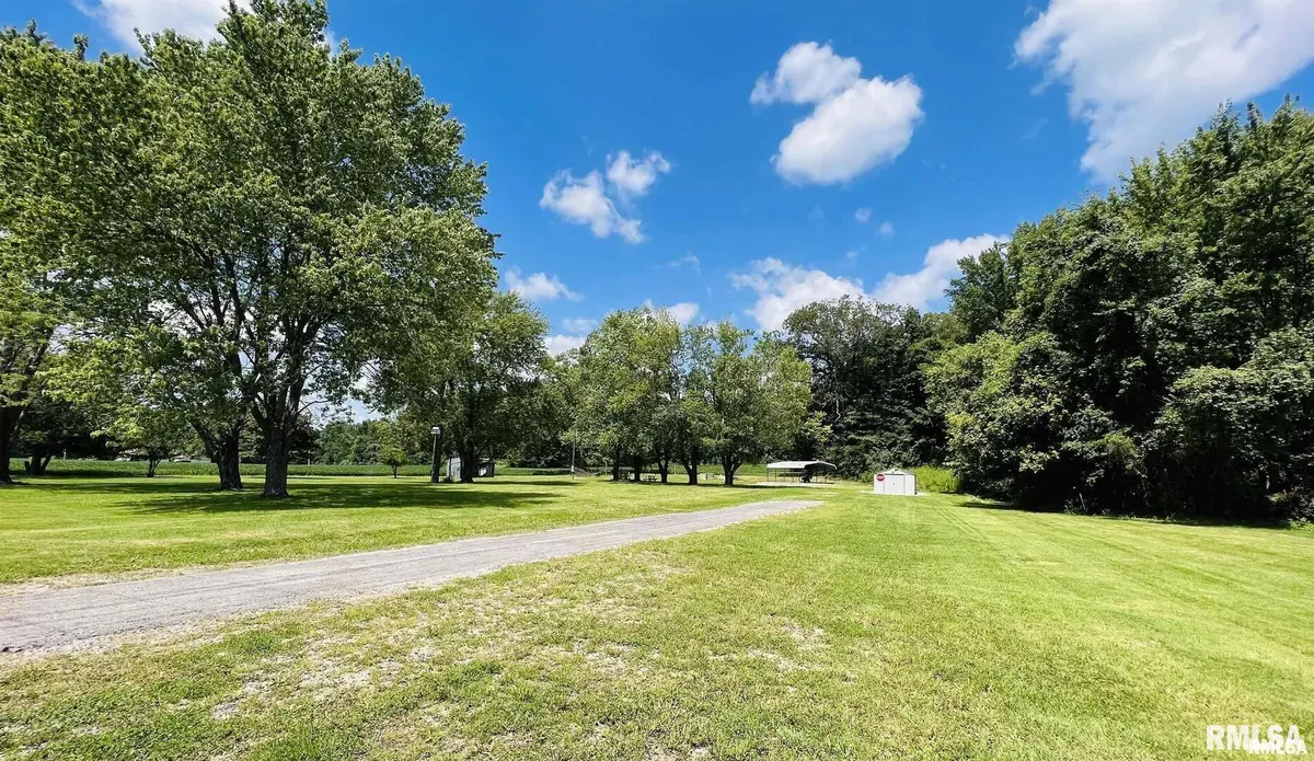16758 Newell RD, Tamms, IL 62988