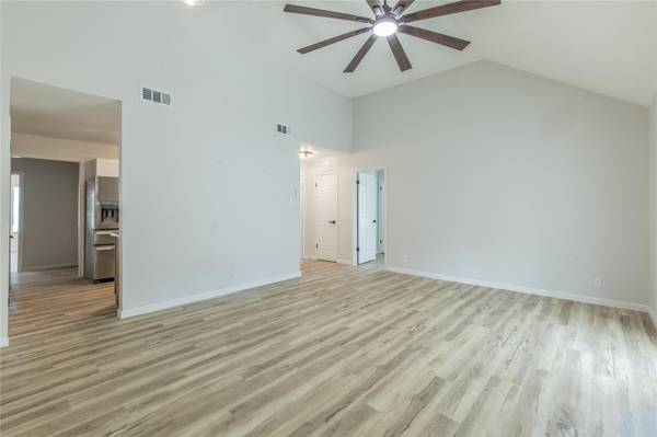 3430 Meadowhead DR, Schertz, TX 78108