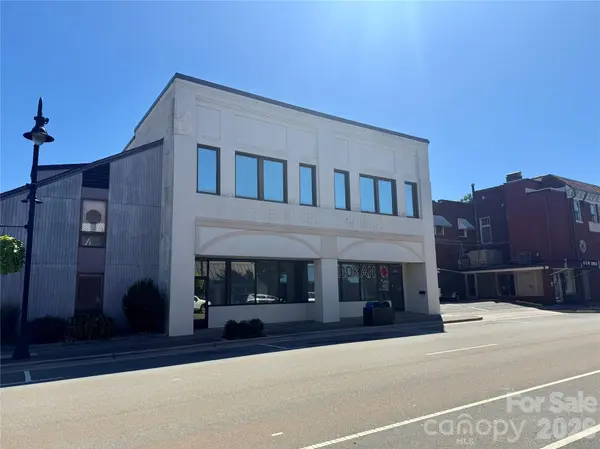 109 N Main AVE, Newton, NC 28658