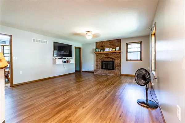 506 Swallow ST, Warrensburg, MO 64093