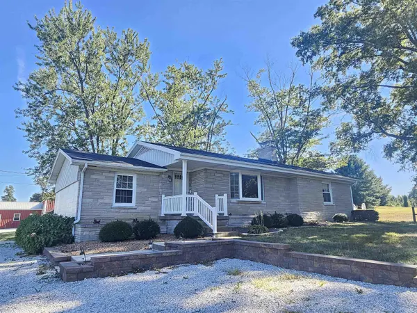 12505 Petersburg RD, Evansville, IN 47725