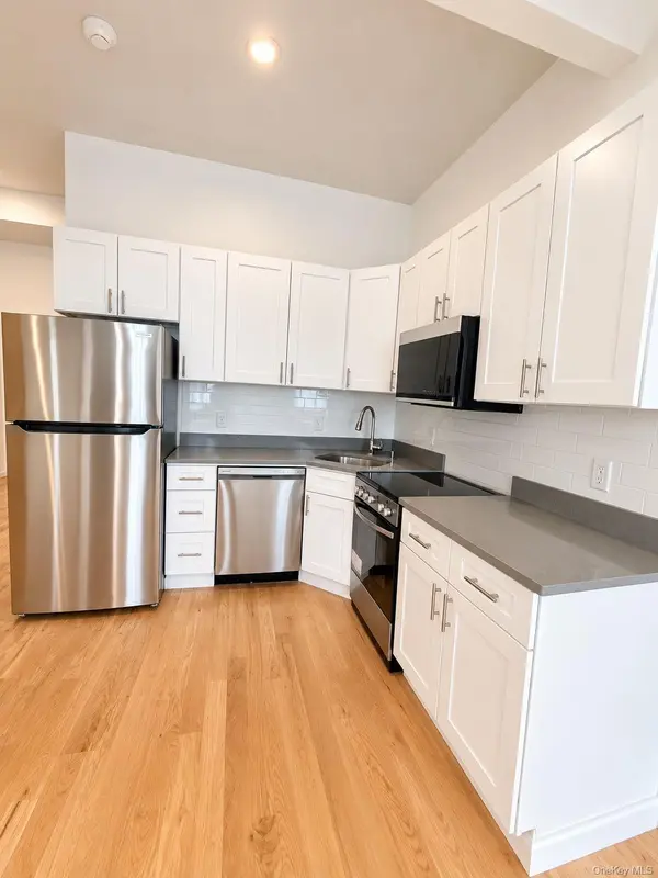 155 S River St #A2, Troy, NY 12180