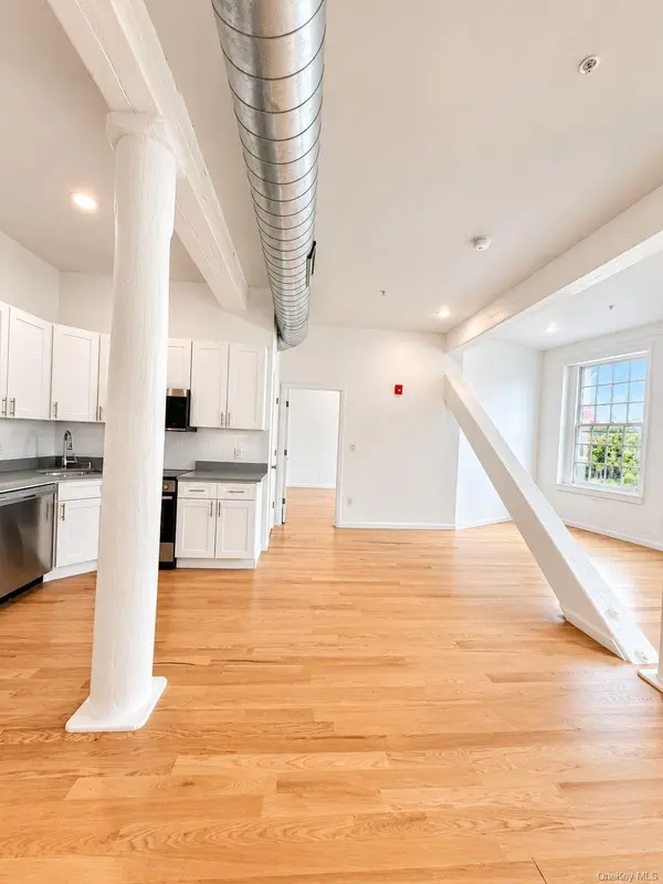 155 S River St #A2, Troy, NY 12180