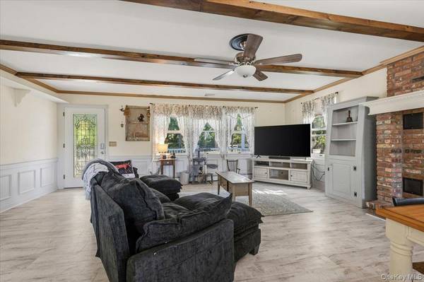 2000 Westphalia RD, Mattituck, NY 11952