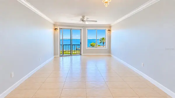 771 JOHN RINGLING BLVD #32FAIR, Sarasota, FL 34236