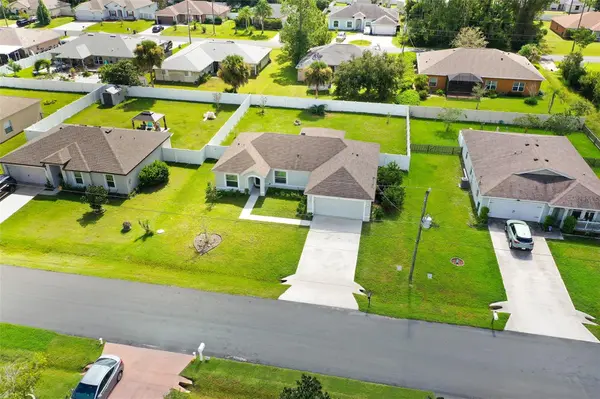 18 POST OAK LN, Palm Coast, FL 32164
