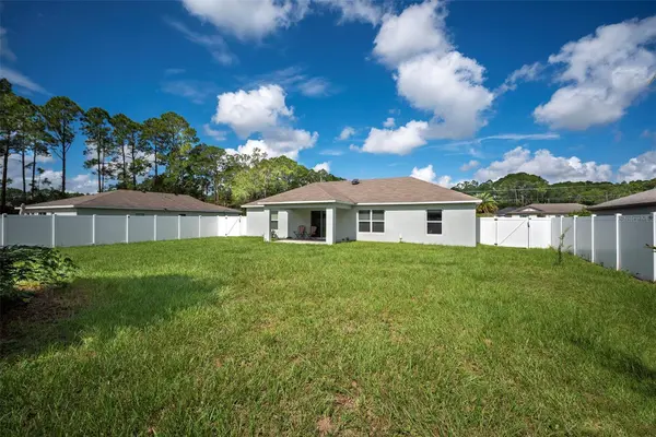 18 POST OAK LN, Palm Coast, FL 32164