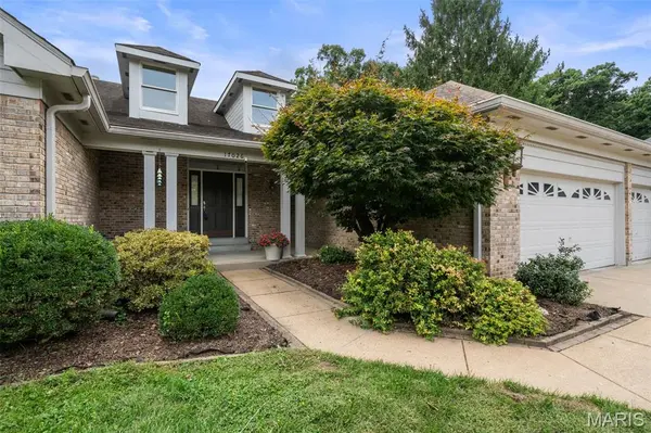 17026 Kimwood CT, Chesterfield, MO 63005