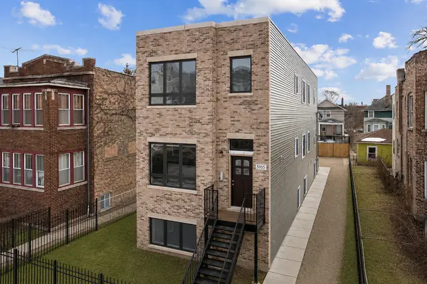 5955 W Superior ST, Chicago, IL 60644