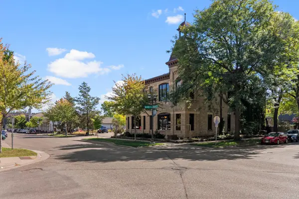 498 Selby AVE, Saint Paul, MN 55102
