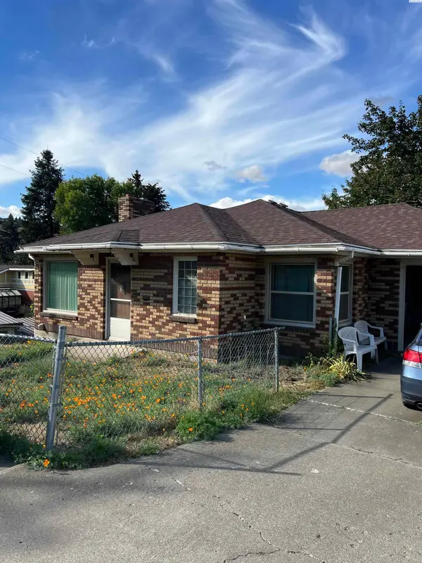 311 E Fairview St., Colfax, WA 99111