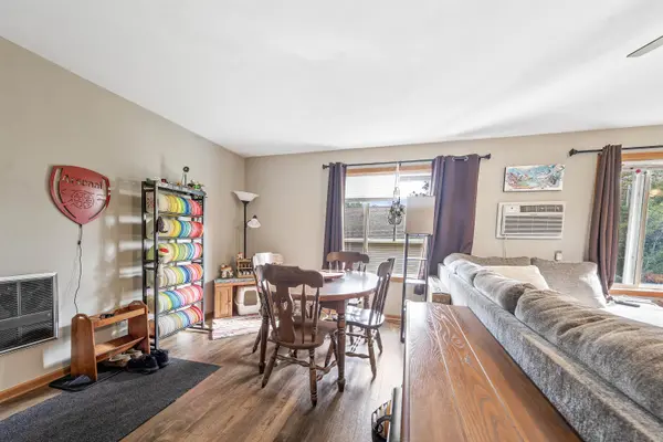 1737 EVANS ST, Oshkosh, WI 54901-3074
