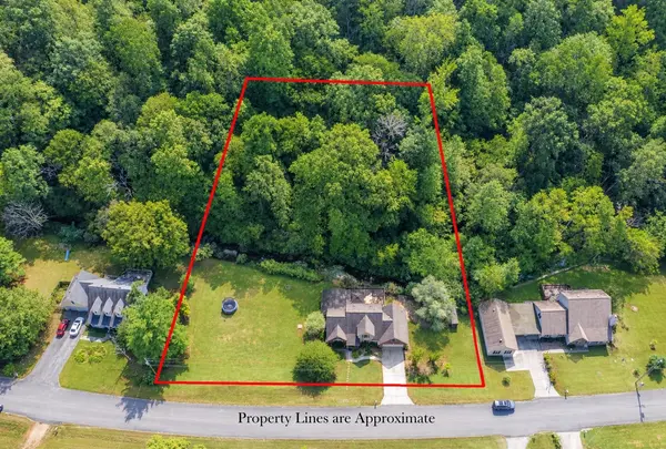 4500 Stoney Brook Dr, Pegram, TN 37143
