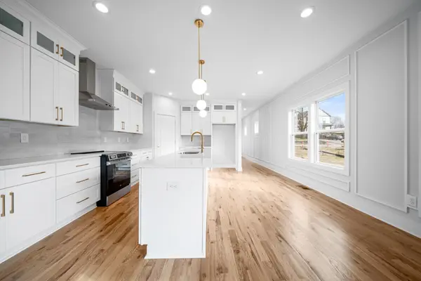 2118A Burns St #2118 A, Nashville, TN 37216