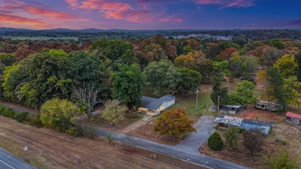 135 Mullins Chapel Rd, Shelbyville, TN 37160