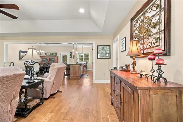 323 Independence Dr, Jefferson City, TN 37760