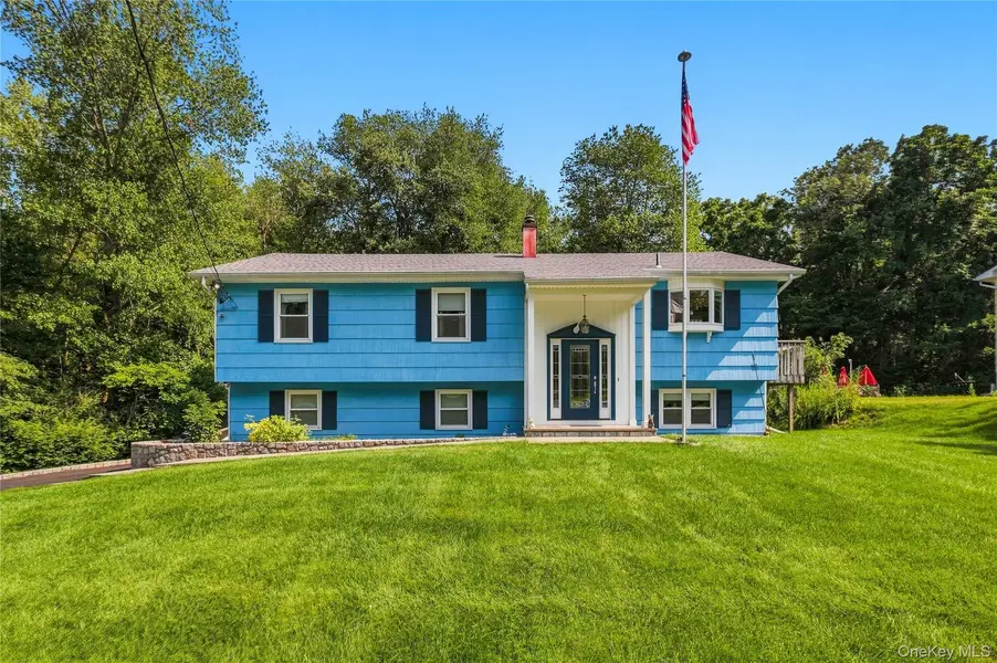15 Hood PL, Cortlandt Manor, NY 10567