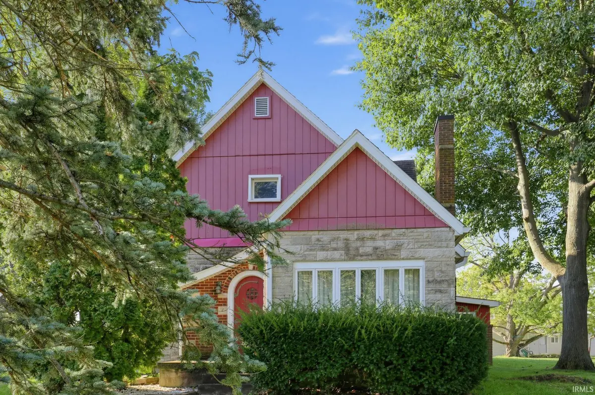 38 Oak ST, Somerset, IN 46984