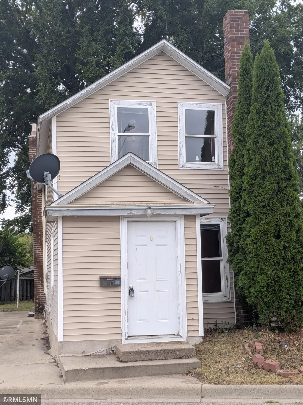 210 1st ST SE, Melrose, MN 56352