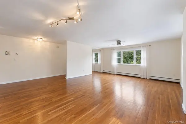 235 Bronx River RD #2, Yonkers, NY 10704