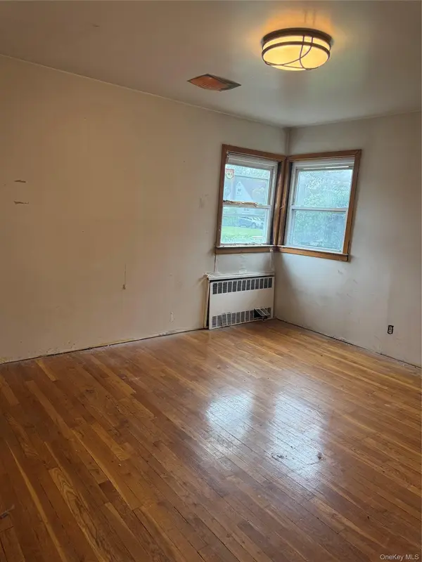 791 Park AVE, Uniondale, NY 11553