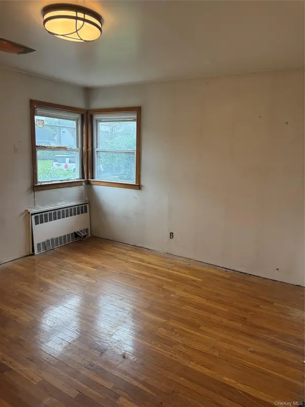 791 Park AVE, Uniondale, NY 11553