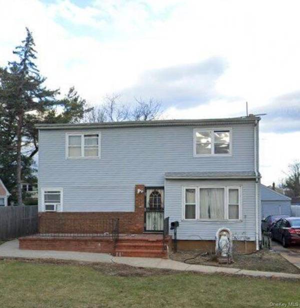 791 Park AVE, Uniondale, NY 11553