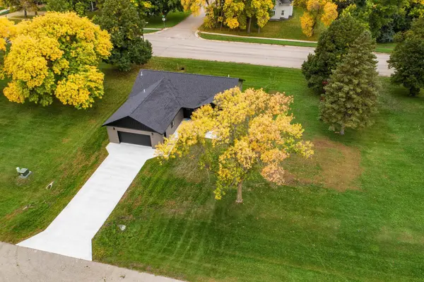 313 1st ST NE, Rothsay, MN 56579