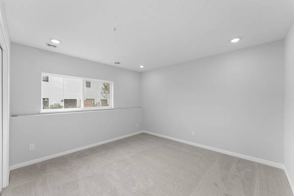 10350 Birchwood CIR, Victoria, MN 55318