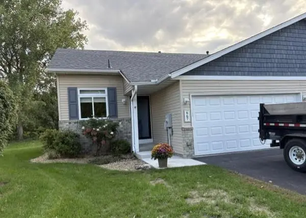 667 35th ST W, Hastings, MN 55033